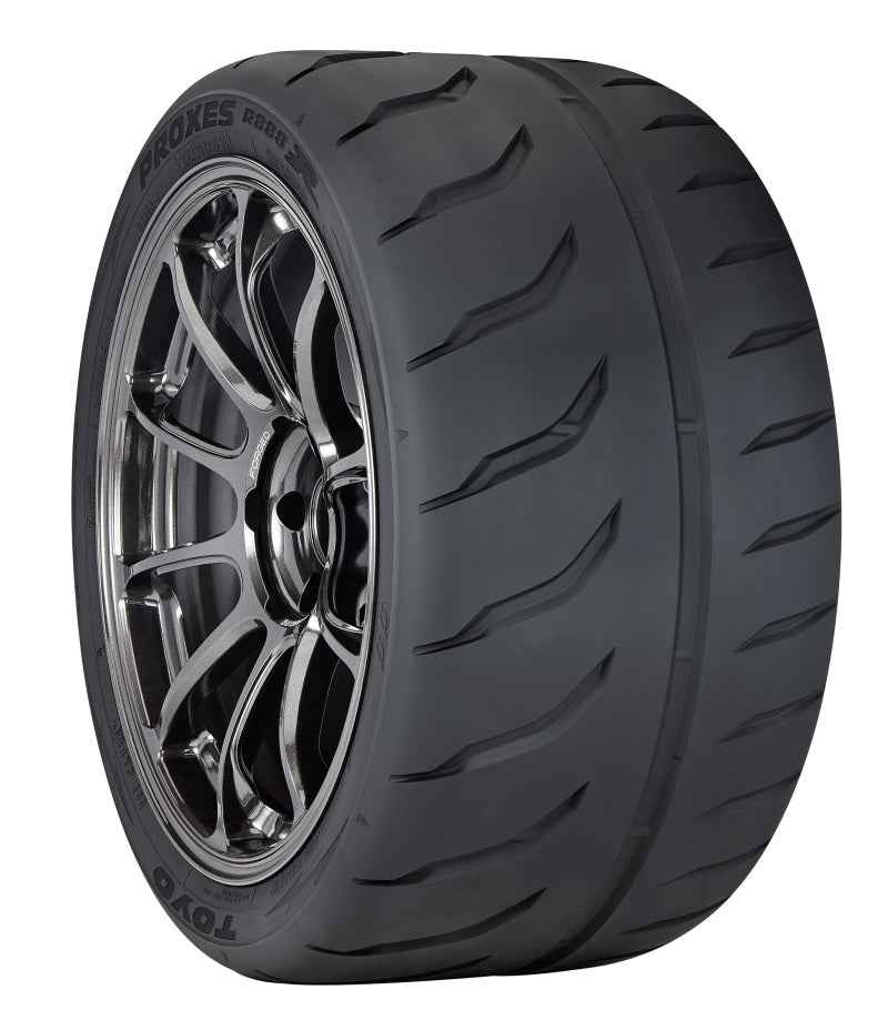 Toyo Proxes R888R Tire - 305/30ZR19 102Y 104290