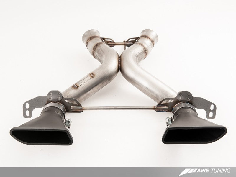 AWE Tuning McLaren 650S Performance Exhaust - Black Tips awe3010-33026