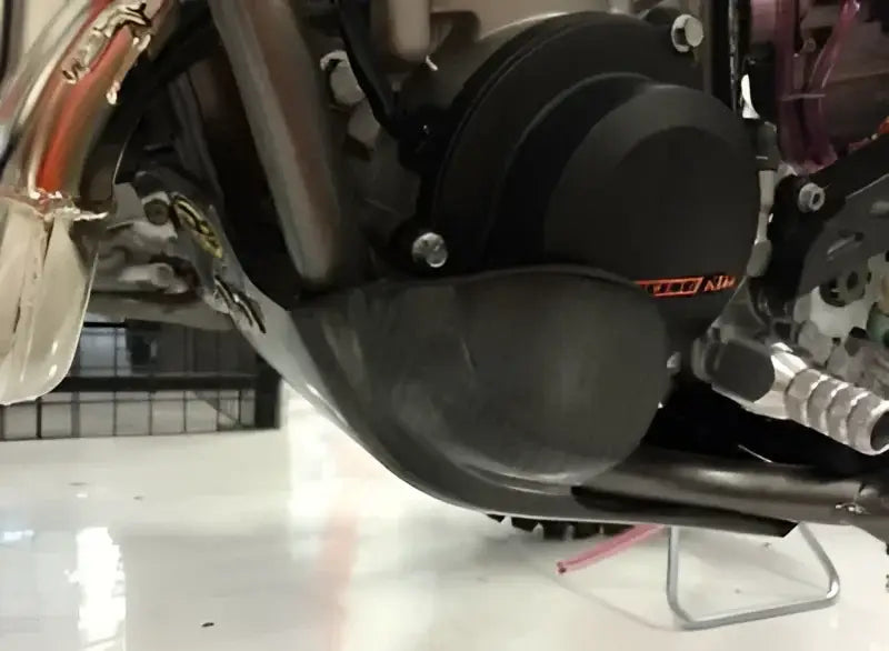 301030 P3 Skid Plate Carbon Fiber wps-670-301030