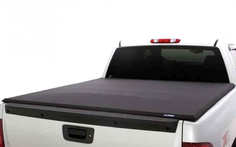 Lund 16-17 Toyota Tacoma (5ft. Bed) Genesis Elite Tri-Fold Tonneau Cover - Black 958186