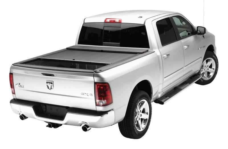 Roll-N-Lock 09-17 Dodge Ram 1500 XSB 67in M-Series Retractable Tonneau Cover LG447M