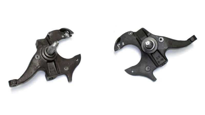 MaxTrac 82-04 Chevrolet S10 2WD 2in Front Lowering Spindles 100120