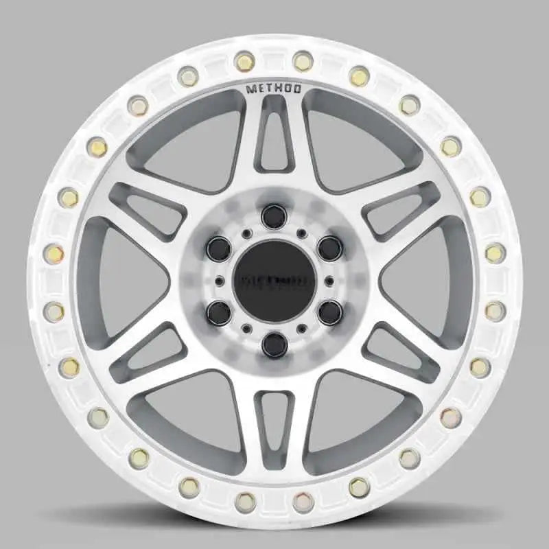 Method MR106 Beadlock 17x9 -44mm Offset 5x5 71.5mm CB Machined/Clear Coat w/BH-H24125 Wheel mr10679050344b