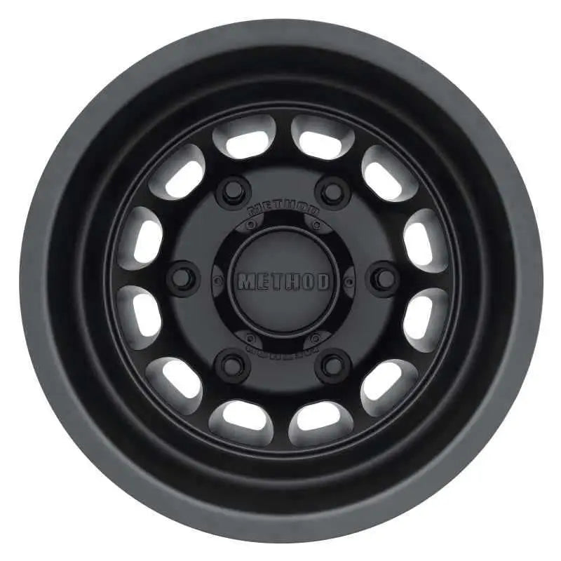 Method MR901 - REAR 16x5.5 -138mm Offset 6x205 161.04mm CB Matte Black Wheel mr901655925138n