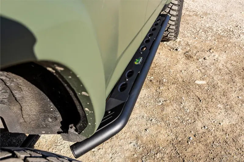 SS078 Ironman 4X4 Raid Series Heavy Duty Side Steps S irnss078