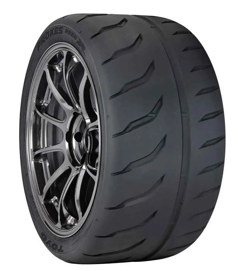 Toyo Proxes R888R Tire - 225/45ZR15 91W XL 107820