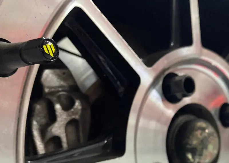 Whiteline Valve Caps(Set of 4) whlkwm074